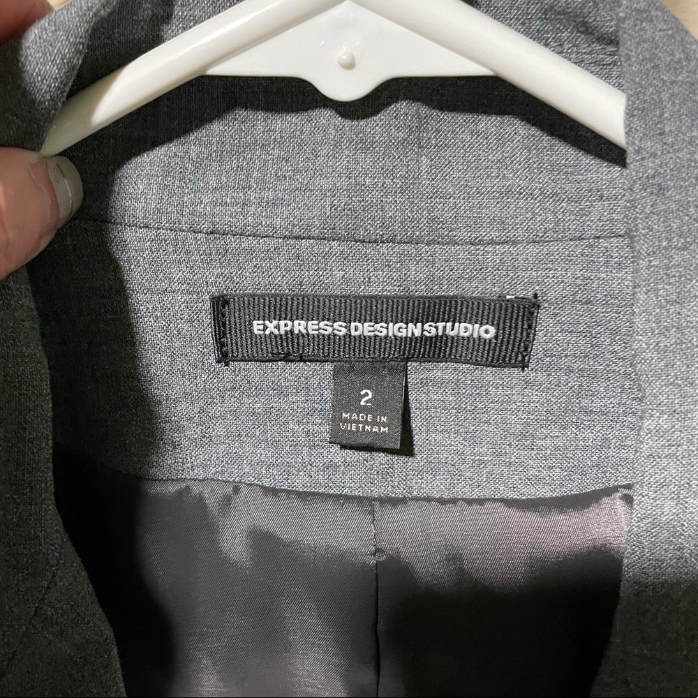 Express Blazer - Picture 4 of 11